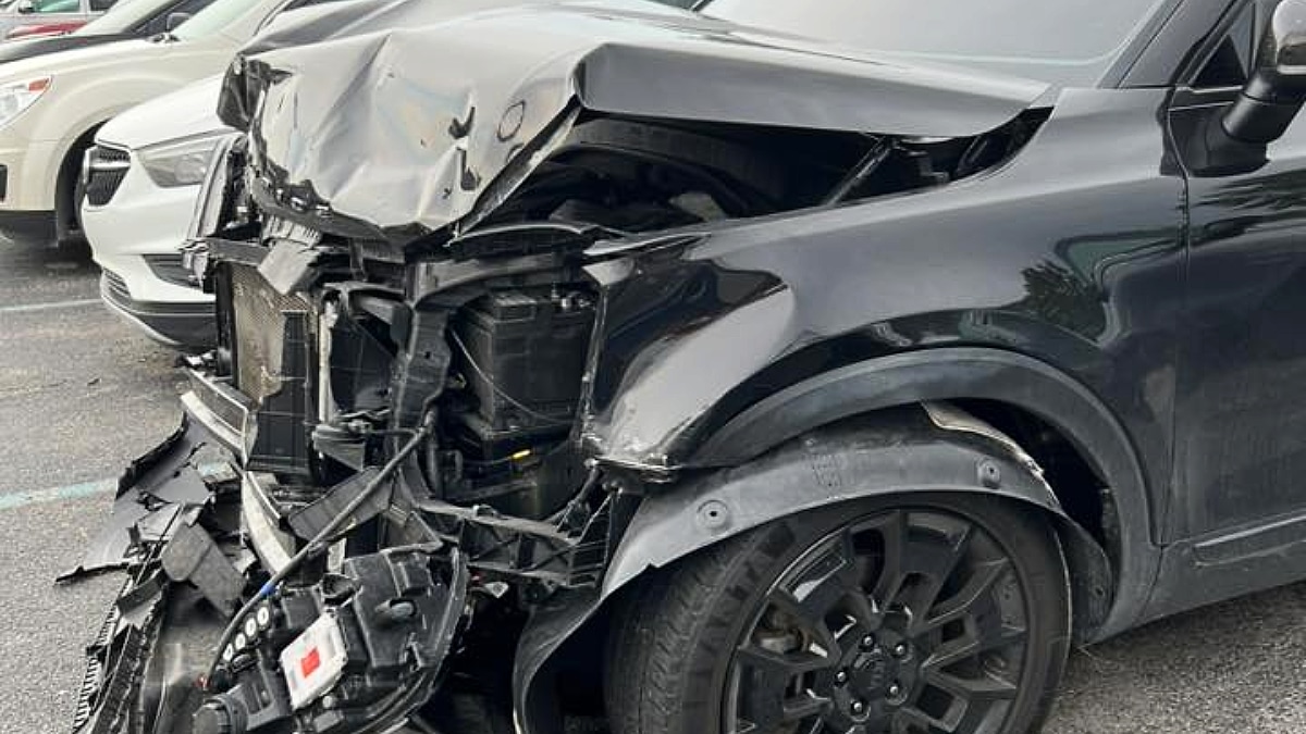 Lacie's 2021 Kia Telluride after the accident demonstrated the safety and durability of the Kia Telluride SUV