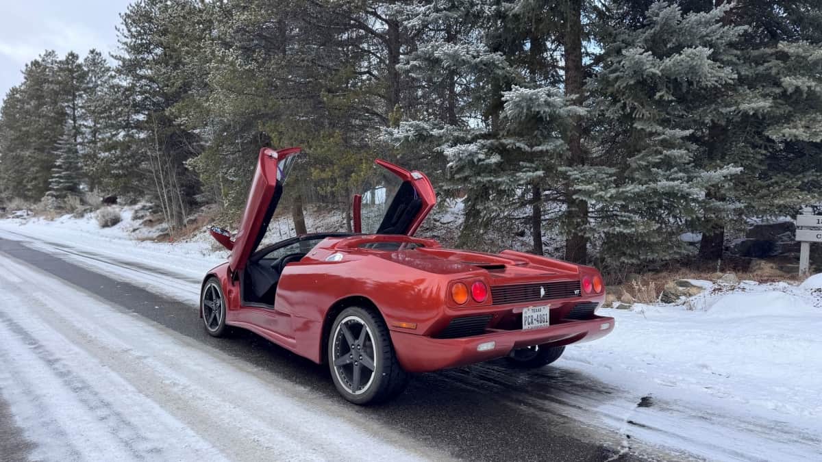The Lamborghini Diablo is one of the most replicated supercars, but some owners may be asking a steep price fr an unfinished project.