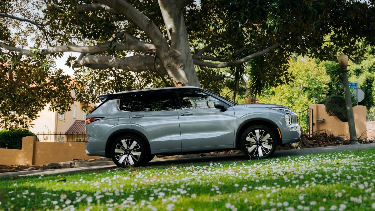 In PHEV guise, the Mitsubishi Outlander is surprisingly quick, but it costs a lot more than the standard one