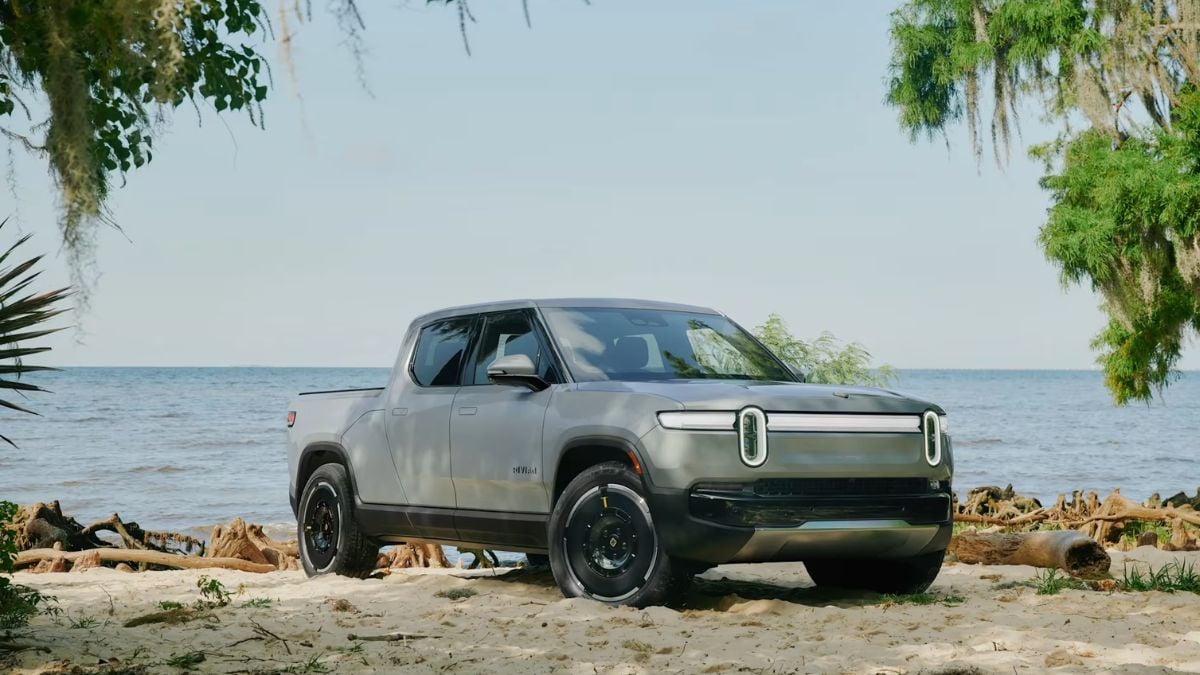 My 2026 Rivian R1T Trimotor Is Two Weeks From Delivery, But I’m Thinking About Canceling After Seeing So Many Reported Issues and I’m Wondering If Anyone’s Had a Perfect Experience