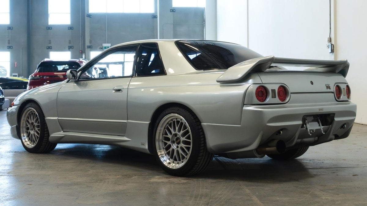 Nissan Skyline GT-R R32 C-west rear bumper