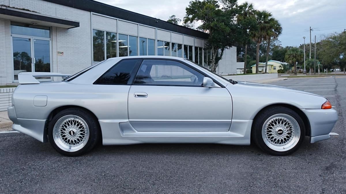 Nissan Skyline R32 GT-R Prices Have Plateaued, So Now Is The Time To Buy One