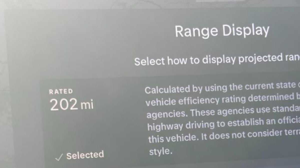 Paul's Lucid dashboard screen displays a &quot;Range Display&quot; setting with an option for &quot;Rated&quot; showing 202 miles, along with a brief explanation and a checkmark indicating it's selected.
