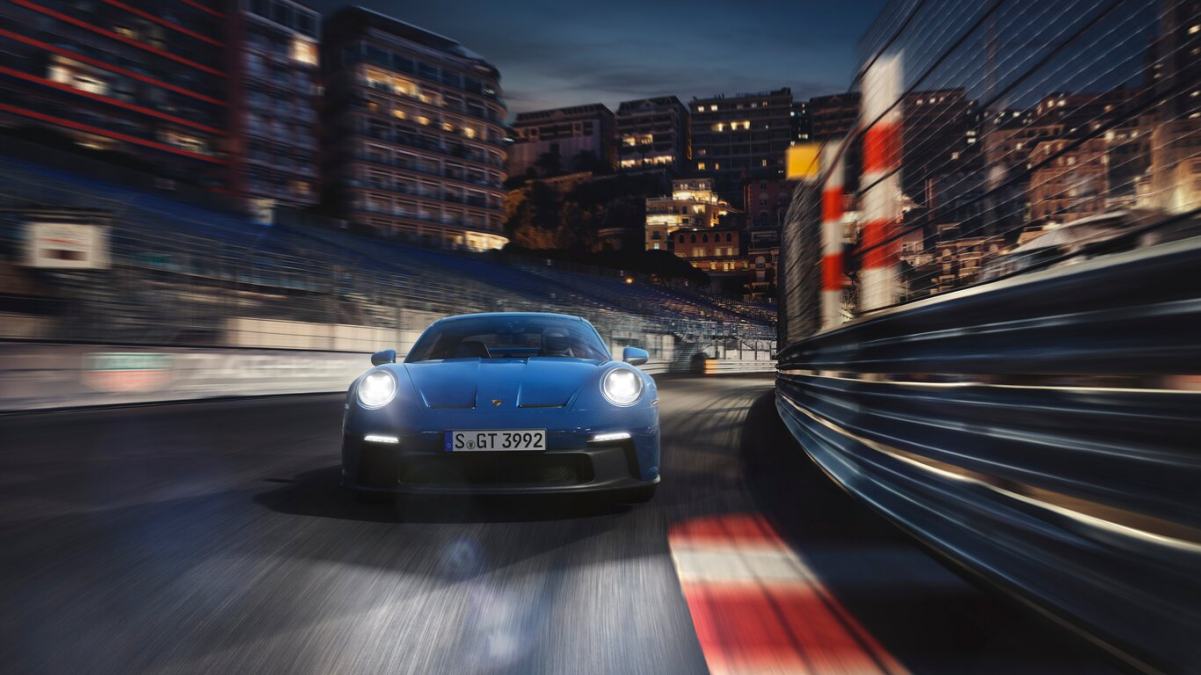 Porsche 911 GT3 vs. Porsche 718 Boxster Spyder/ 718 Cayman GT4