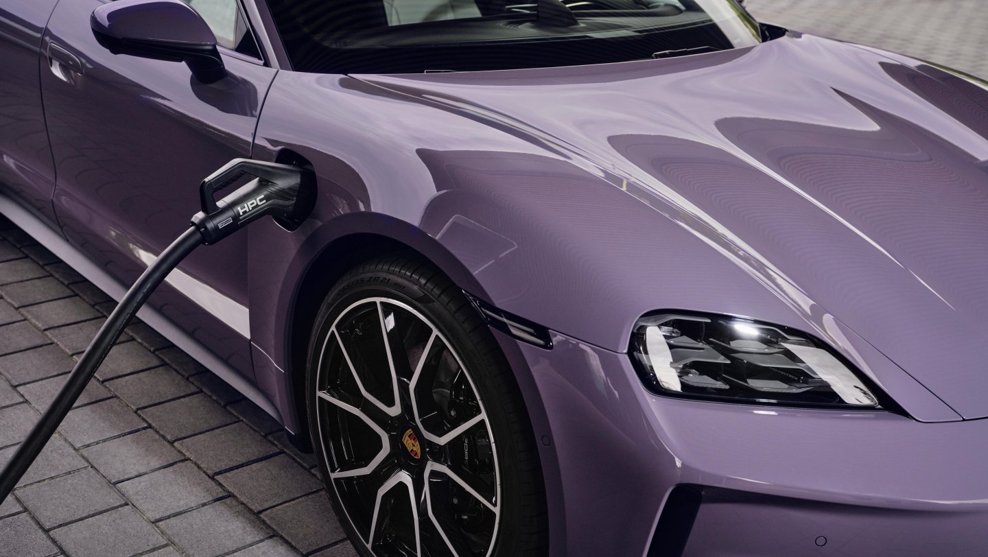 Porsche Parters with ChargePoint to improve EV Charging