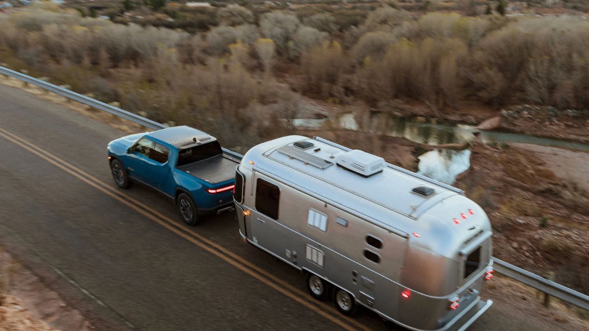 My Brand New Rivian R1T Gen 2 Has a Dead 110V Inverter, and I Can’t Get It Serviced Until October, Even Though I Need It to Power Tools and Gear