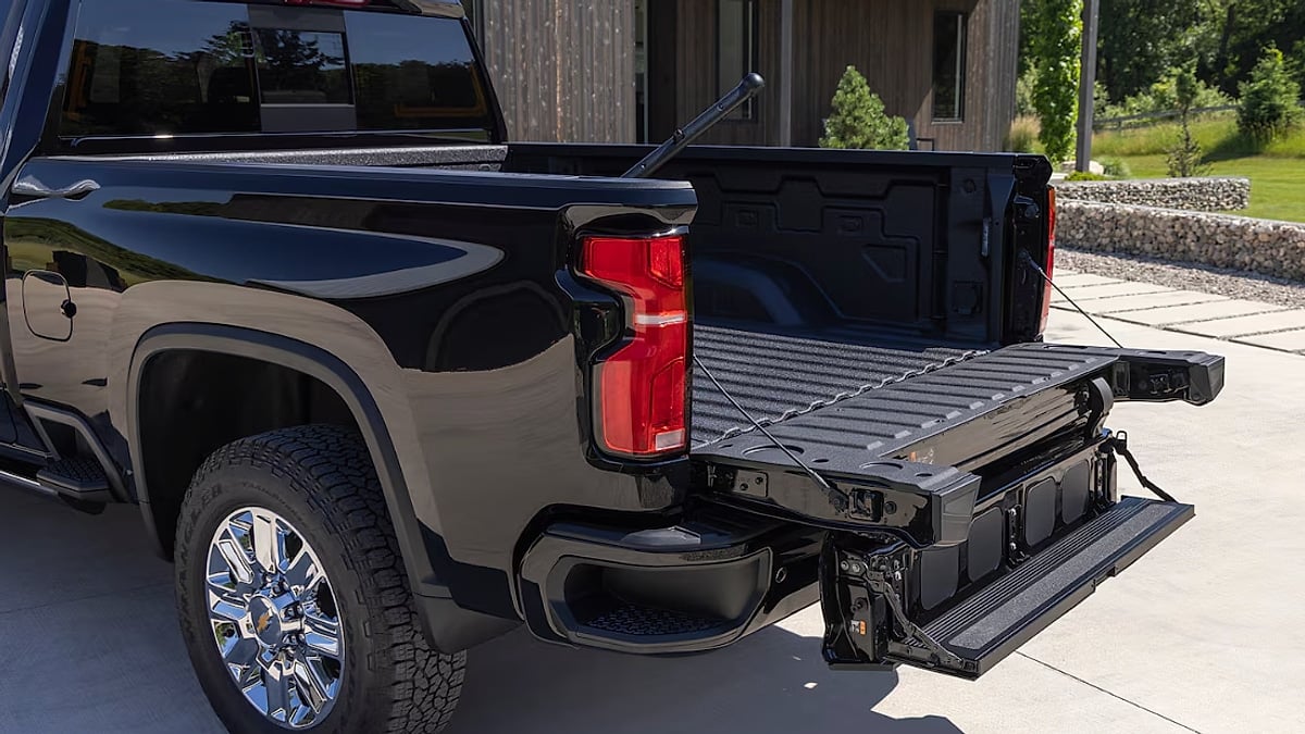 a 2026 Chevy Silverado with a Multi-Flex tailgate
