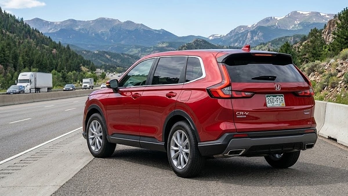 A 2026 Honda CR-V Hybrid safely parked on a Colorado highway shoulder following an unexpected electronic power steering system failure