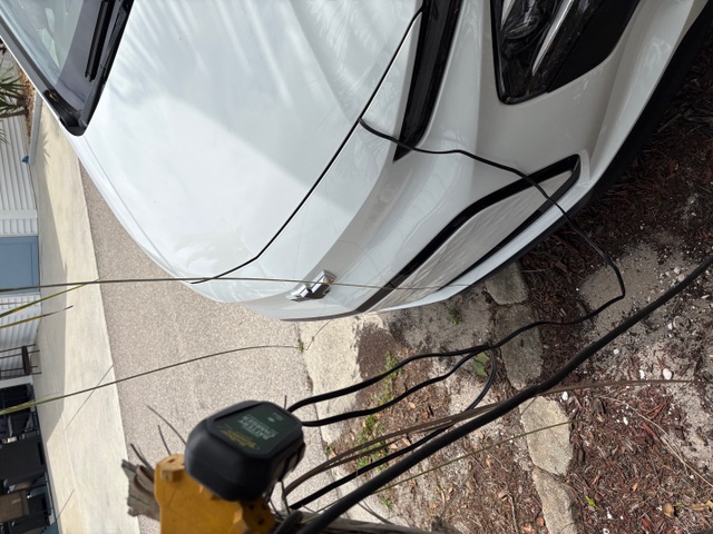 Battery Tender in use