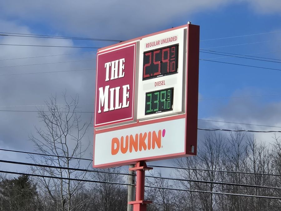 A New Hampshire-area gas price sign shows $2.59 before the conflict in the Middle East