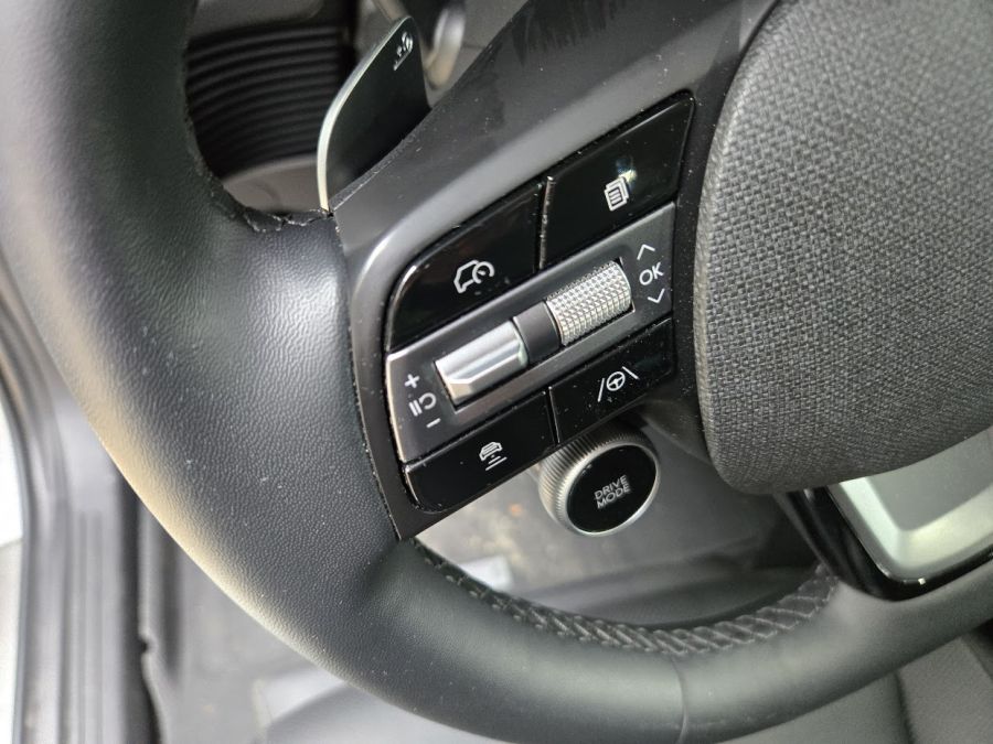 Hyundai Ioniq 5 Limited Paddle Shifter Regen brake force