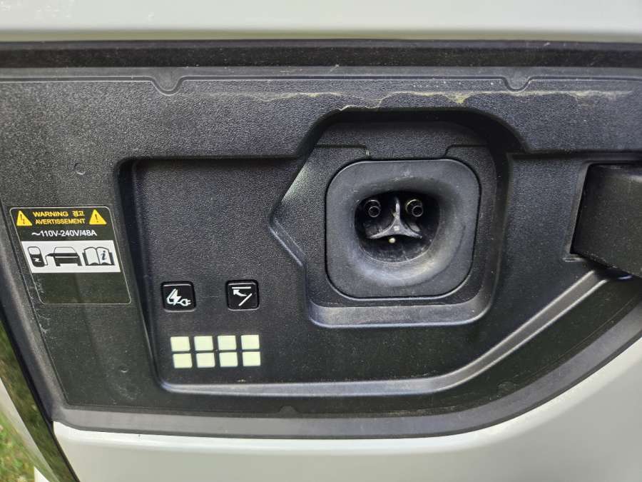 2026 Hyundai Ioniq 9 NACS port