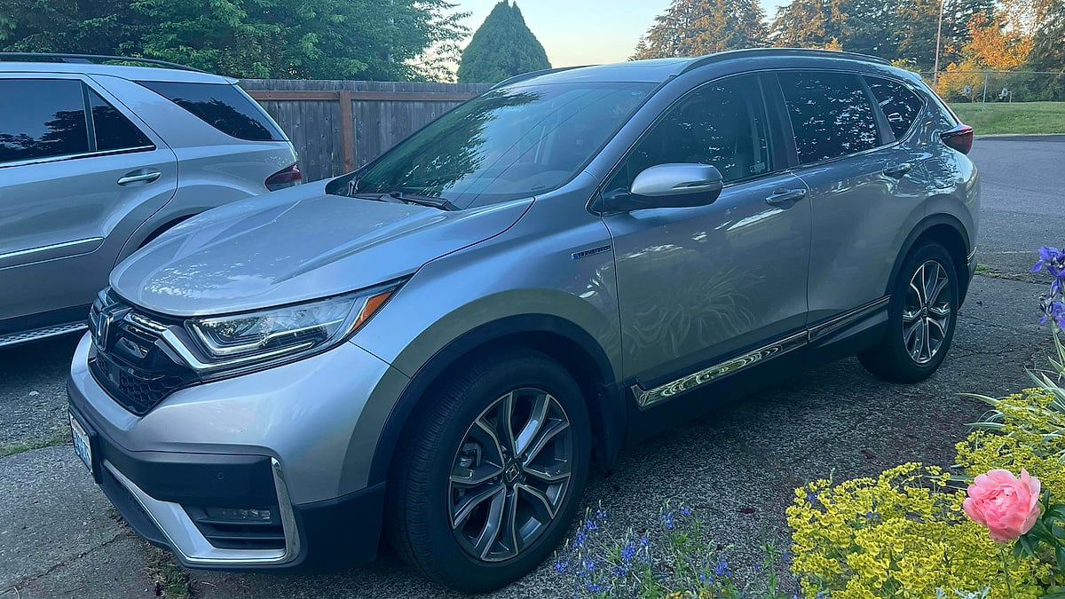 Jeff Hogue's 2020 Honda Cr-V Hybrid parked near his home in Tacoma Washington