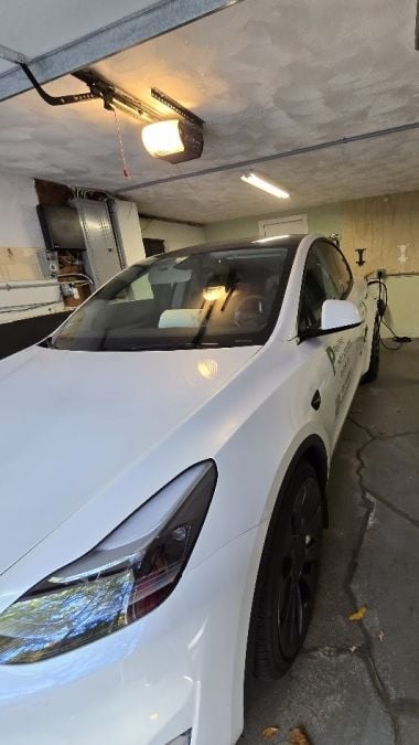 Tesla Model Y charges on a Lectron portable charger
