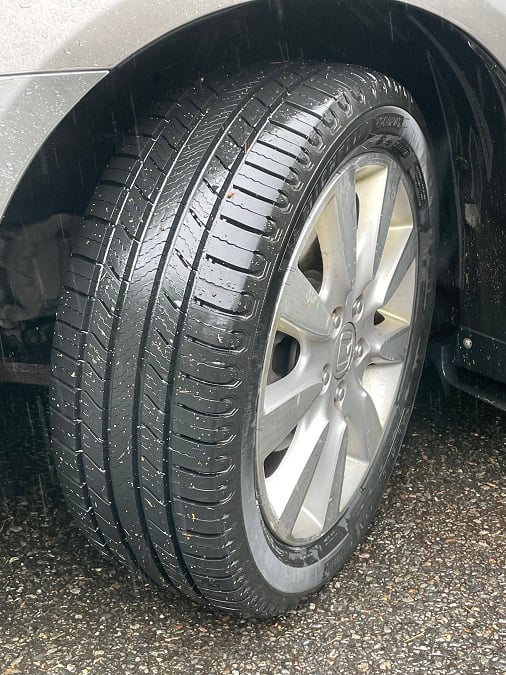 Image of Michelin Defender2 tire by John Goreham