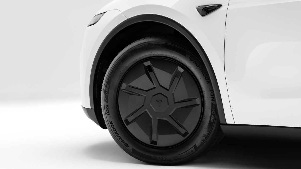 2026 Tesla Model Y tire image courtesy of Tesla, Inc. 