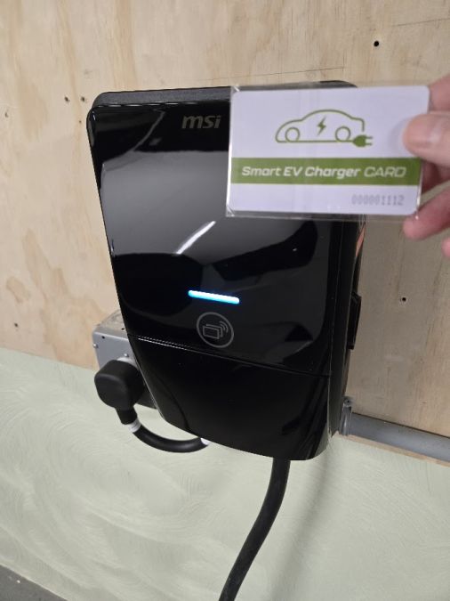 MSI LifePlus charger card