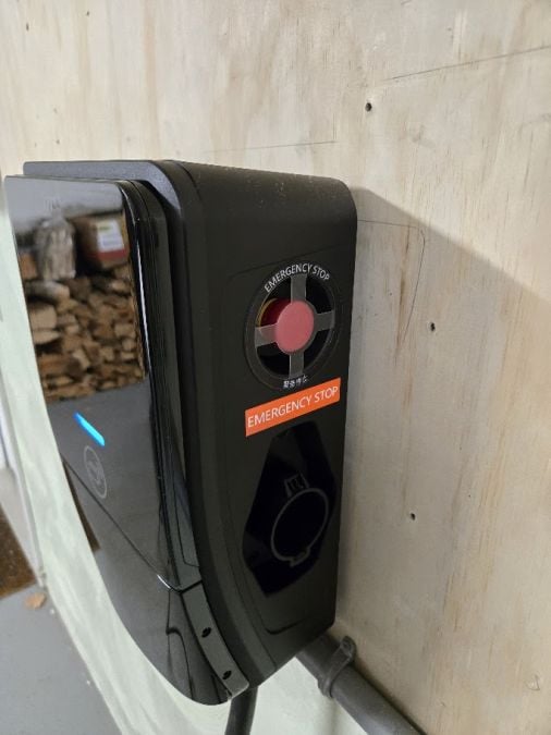 MSI Life Plus charger stop button