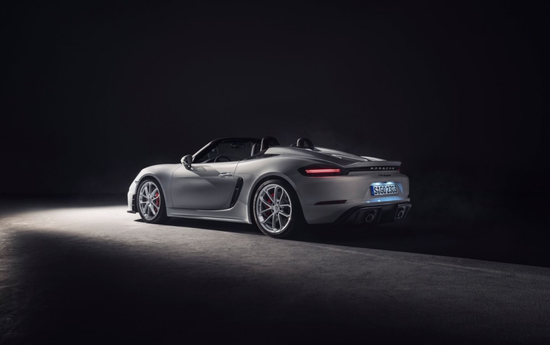 Porsche 911 GT3 vs. Porsche 718 Boxster Spyder/ 718 Cayman GT4