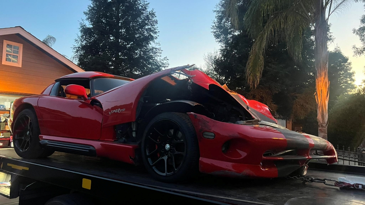 A valet driver crashes rare, 1994 Dodge Viper