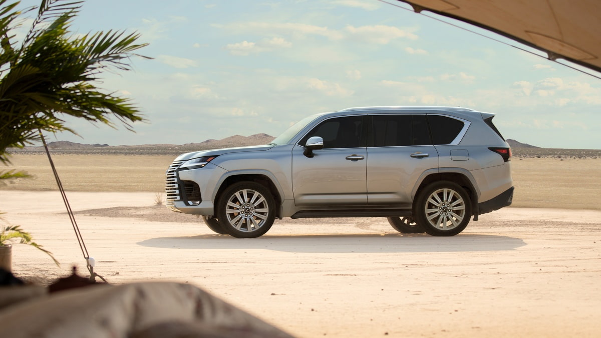 2023 Lexus LX