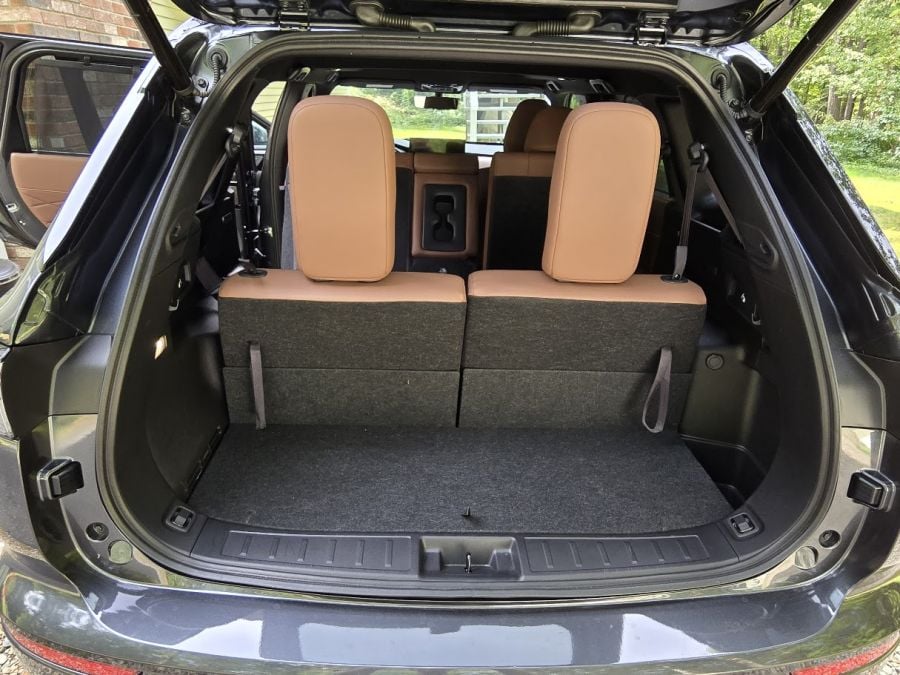 2025 Mitsubishi Outlander SEL Cargo