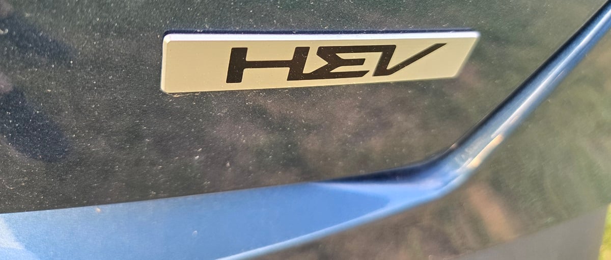 Hybrid logo of a 2026 Kia Sorento Hybrid