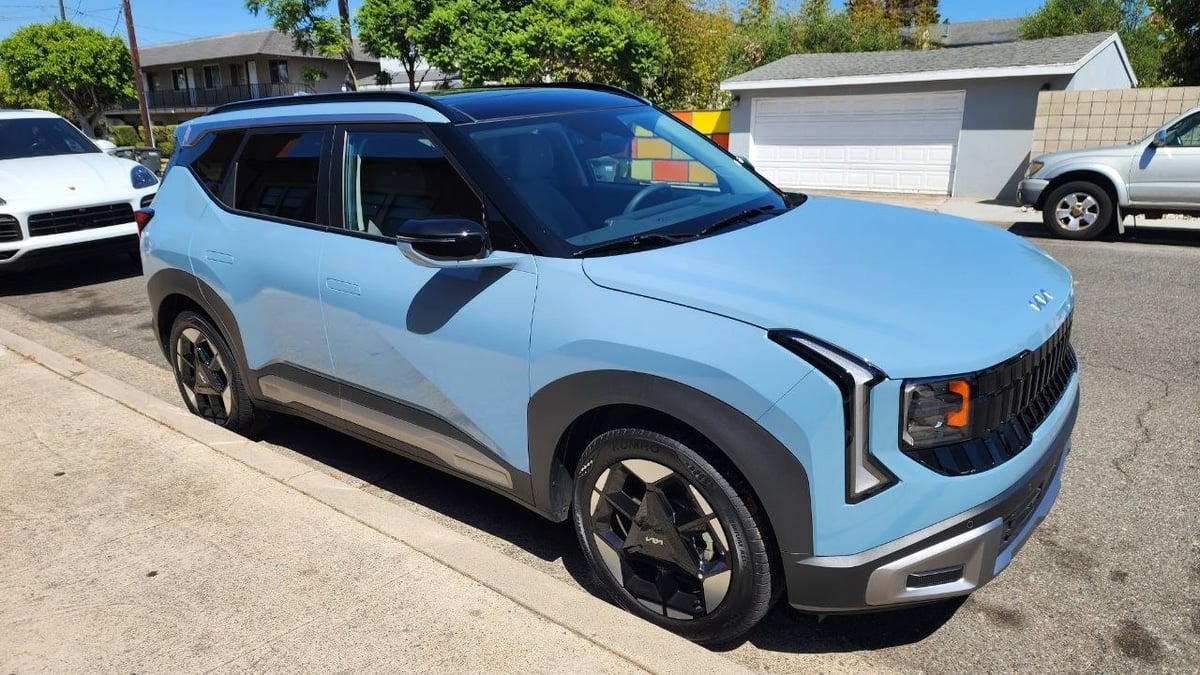 The 2 L base engine 2027 Kia Seltos, which I test drove from Newport Bridge to Costa Mesa