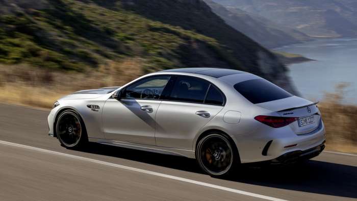 Rear-side view of the new Mercedes-AMG C 63 S E Performance.