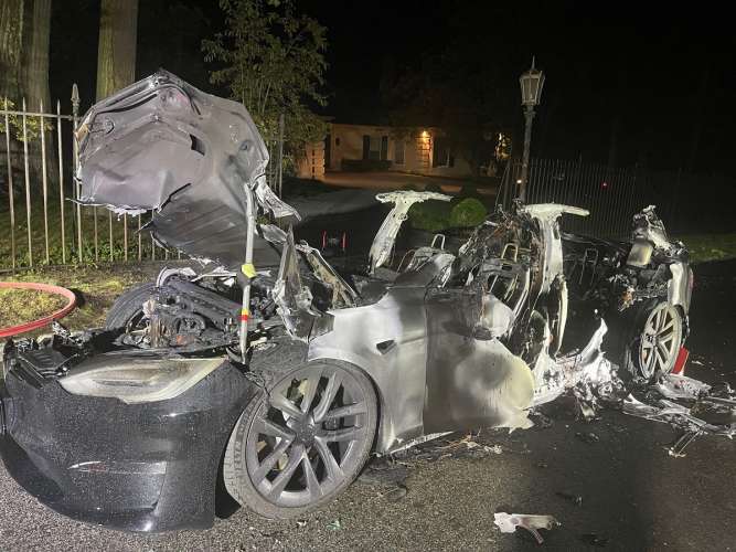 Tesla Model S Plaid Fire image courtesy of Geragos &amp; Geragos