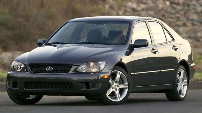 Original (legendary) 2000 Lexus IS 300