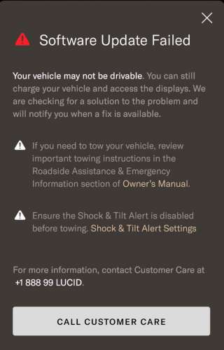 Screenshot showing the error message the Lucid Air owner received on his phone the next day.
