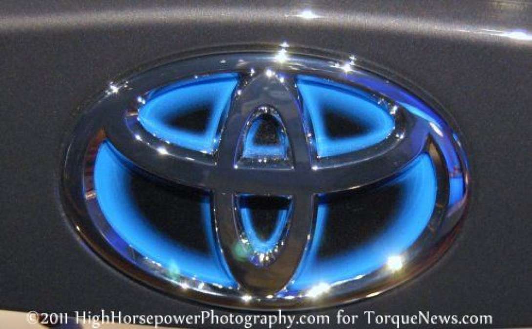 The Toyota logo of the 2011 Prius