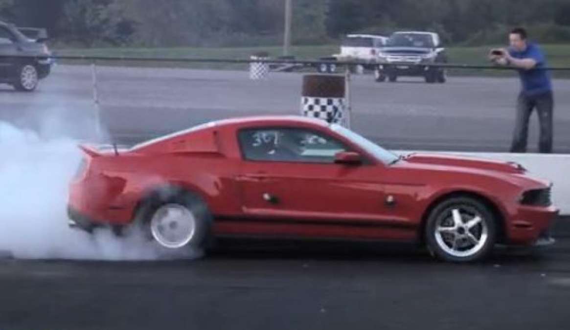 American Muscle's 2011 V6 Mustang shop car