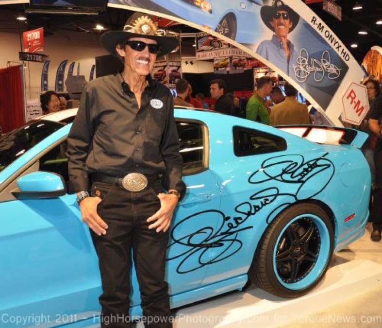 Richard Petty with his new Signature Series Ford Mustang GT