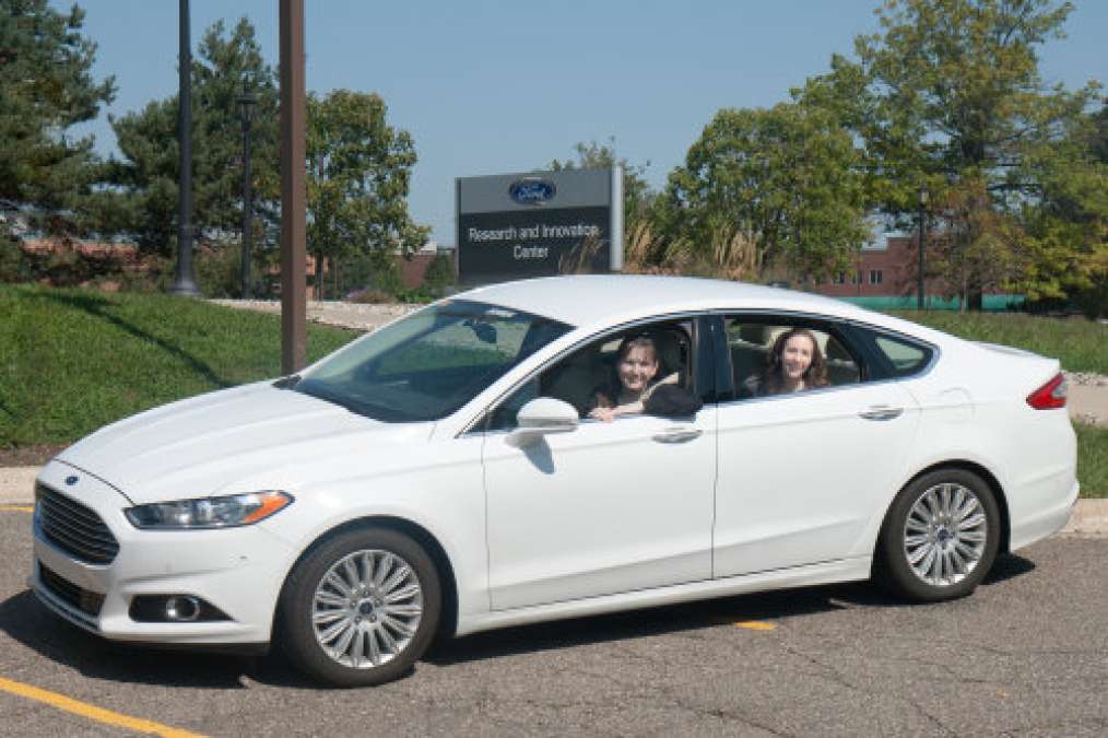 Jennifer Rebecca and 2013 Ford Fusion Driver-Assist Technology