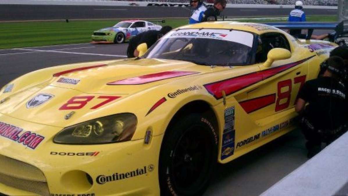 A look at the Dodge Viper on pit row
