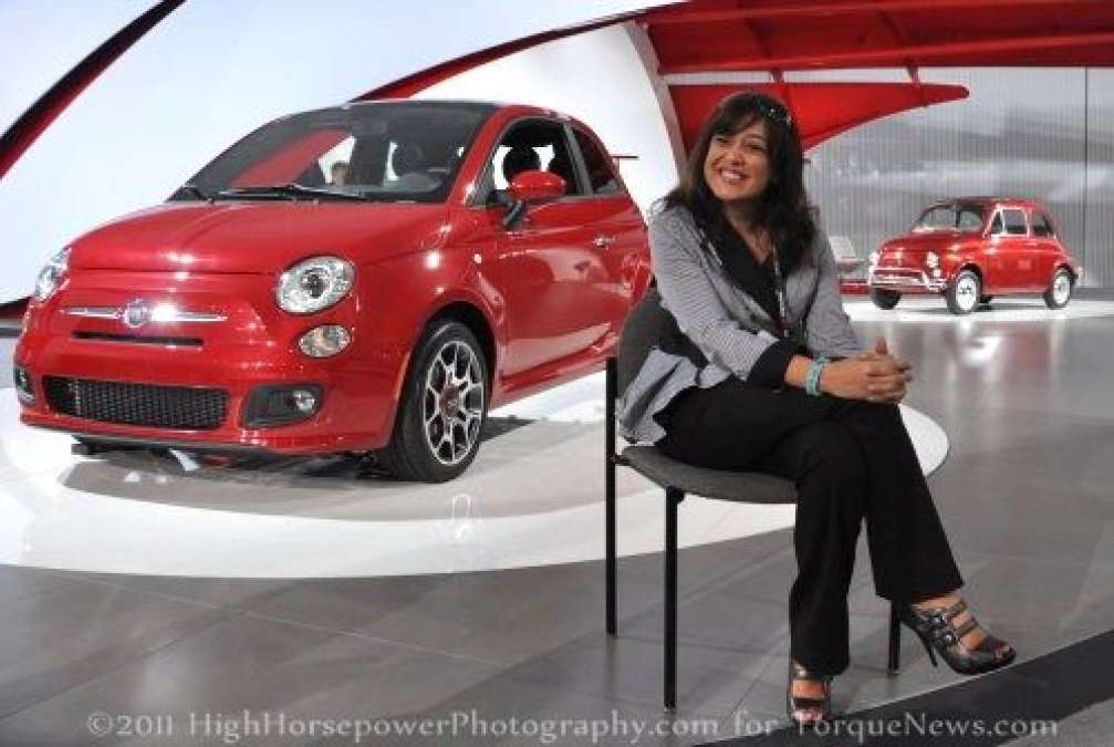 Laura Soave with the new Fiat 500
