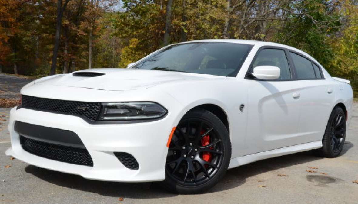 2015 dodge charger srt hellcat in white