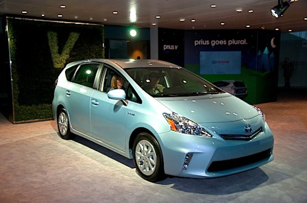 Toyota Prius could help lower hybrid costs
