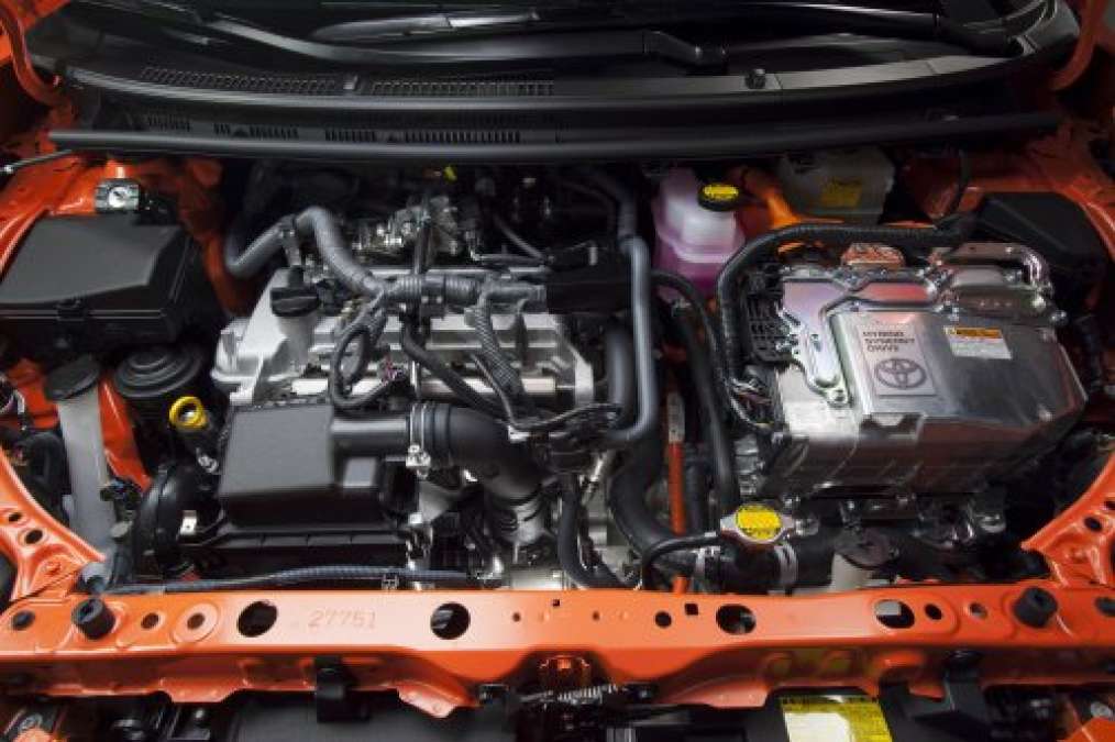 2012 Toyota Prius c engine compartment (stock)