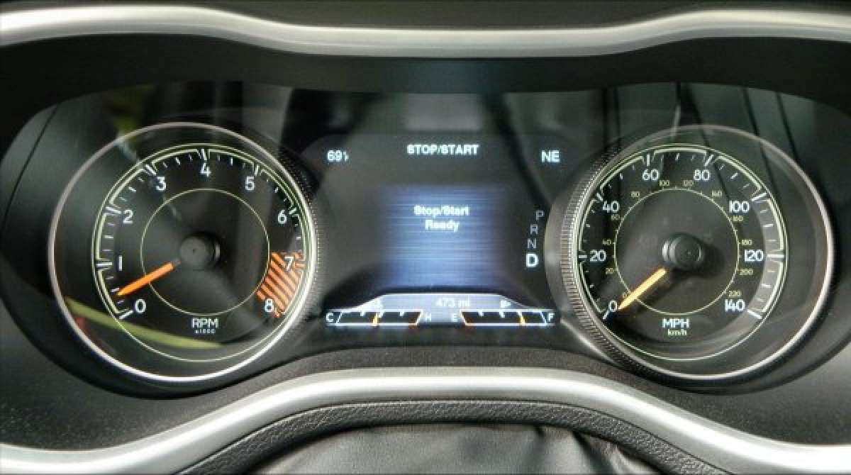 Hands On with the 2015 Jeep Cherokee Stop/Start system