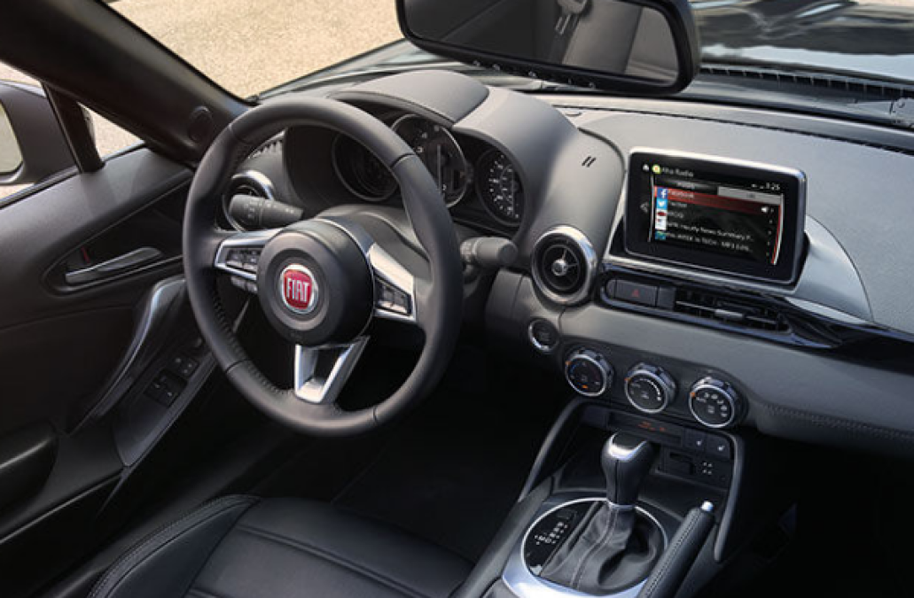 The 2017 Fiat 124 Spider Classica and Lusso - No Paddle Shifters?