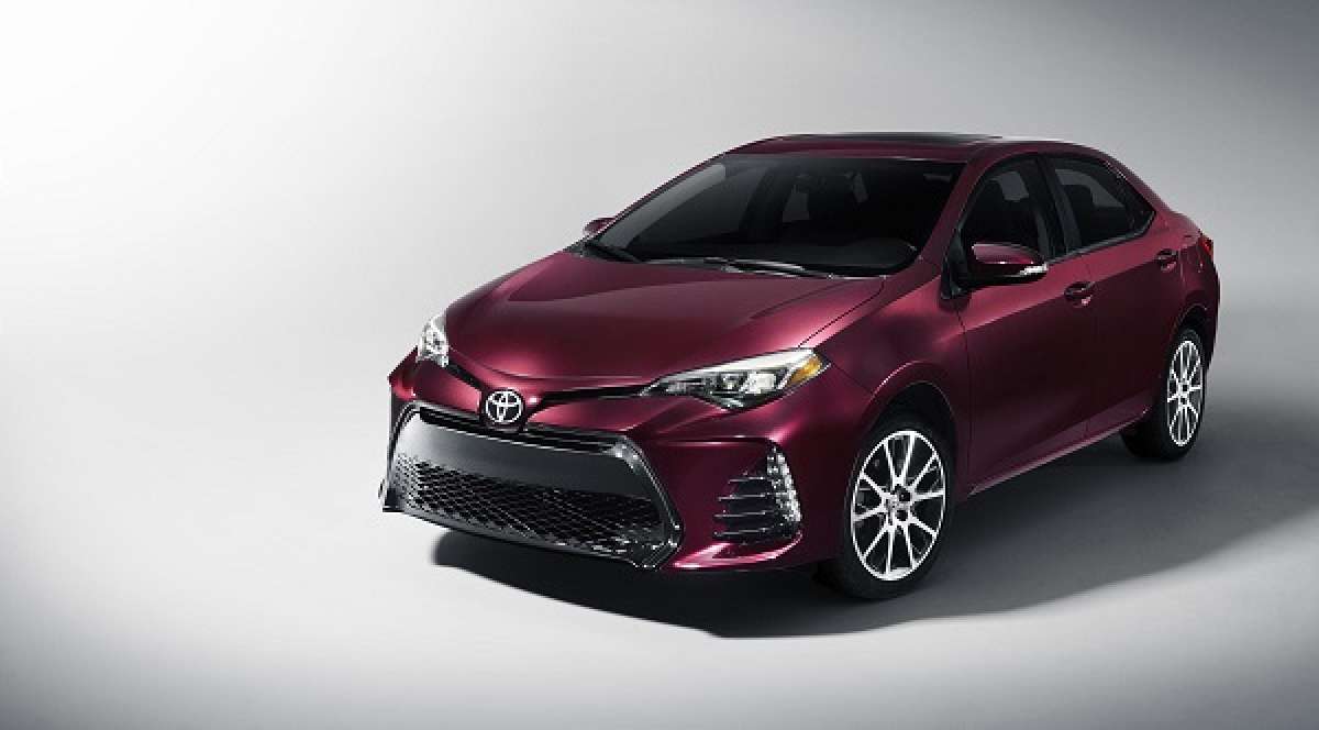 Toyota adds value to the 2017 Corolla, but competitors are pulling ahead.