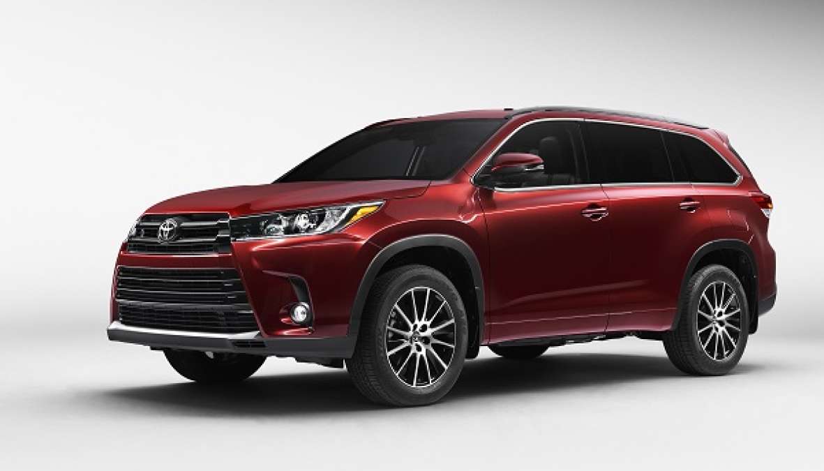 Three Important Changes to 2017 Highlander Just Announced by Toyota