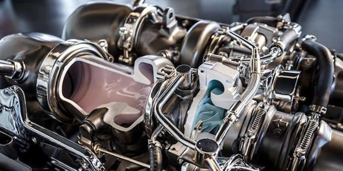 Why the V8 engine is not dead: Introducing the powerful AMG GT engine [video]
