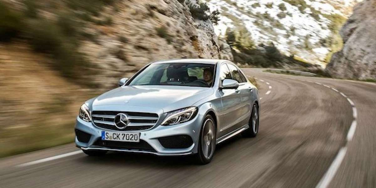 Is a new fuel-sipping 2015 Mercedes C-Class Plug-in Hybrid on the horizon?