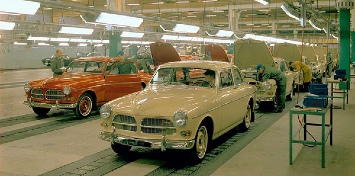 Volvo Amazons on the Production Line