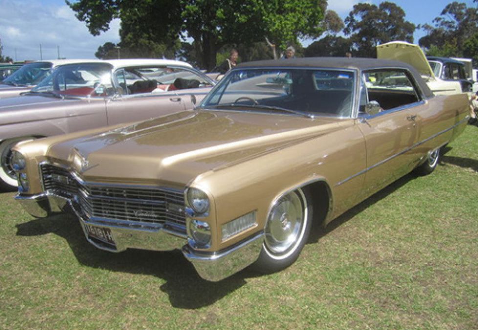 1966 Cadillac Coupe de Ville. Image from WikiMedia Commons license 2.0