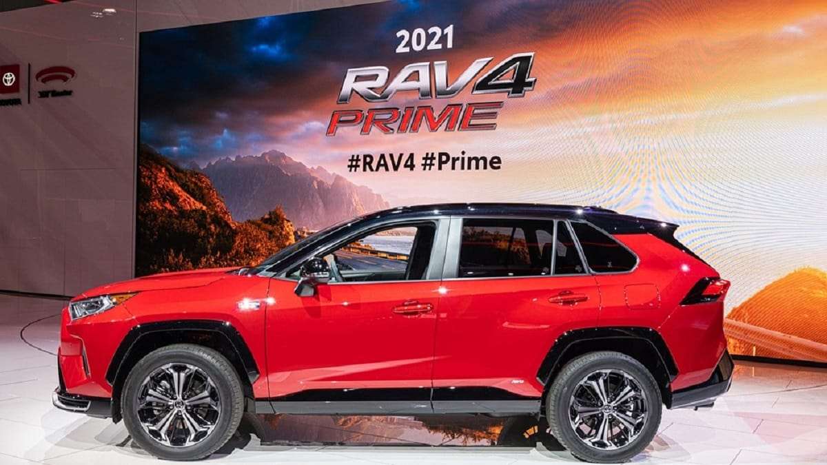 2021 Toyota RAV4 Prime XSE Supersonic Red profile view 2021 RAV4 Prime colors